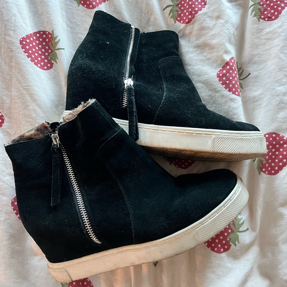 steve madden wedge booties